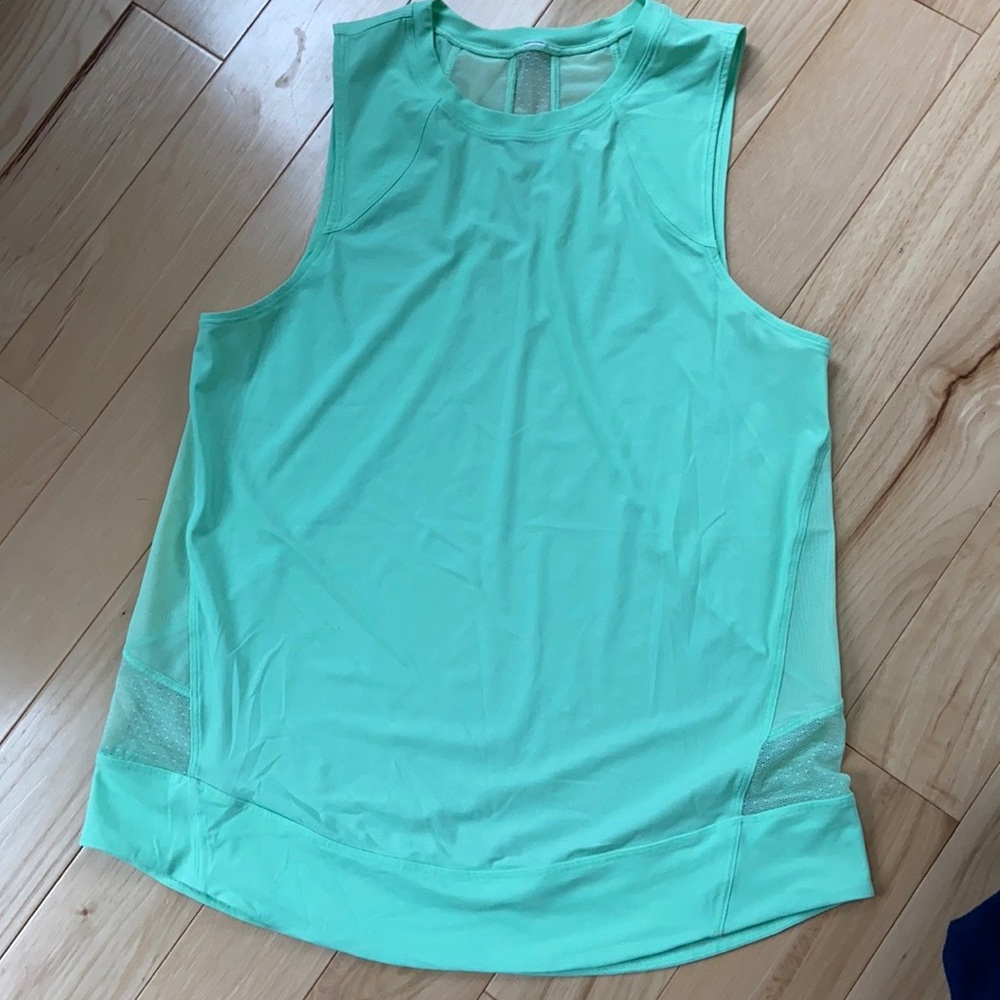 Lululemon Sculpt tank top
